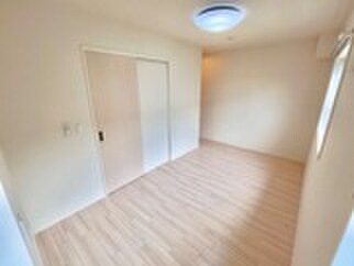 物件内観写真19　(居室)