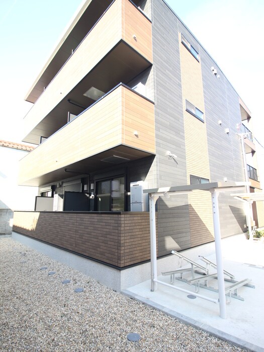 物件外観写真4　(外観写真)