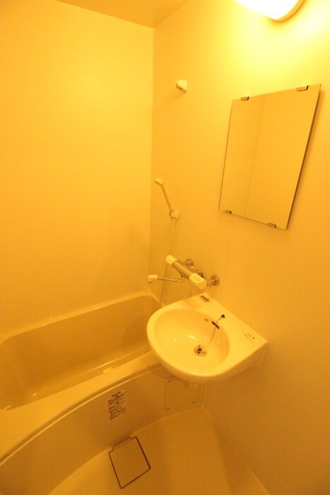 物件内観写真12　(バス／シャワールーム等)