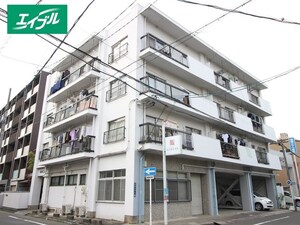 八熊明輝ビル外観写真