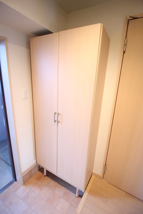 物件内観写真8　(靴箱)