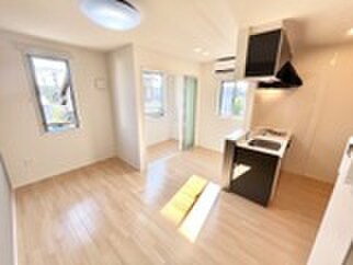 物件内観写真8　(居室)