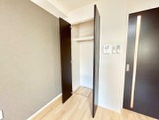 物件内観写真14　(収納)