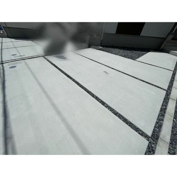 物件外観写真4　(駐車場)