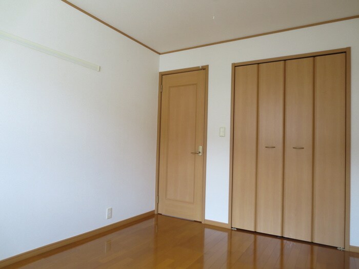 物件内観写真11　(居室)