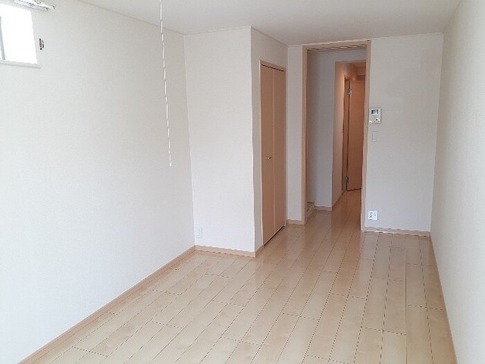 物件内観写真11　(居室)