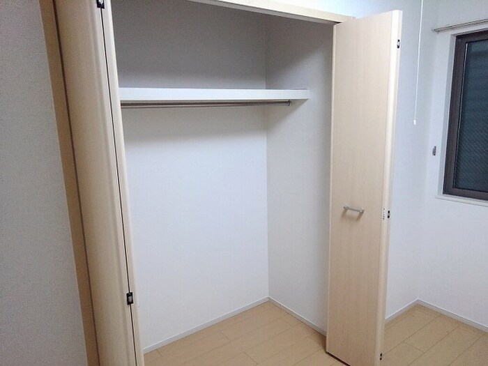 物件内観写真13　(収納)