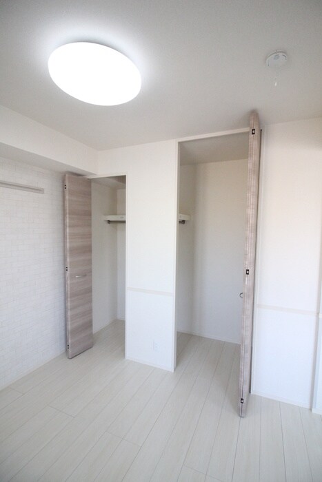 物件内観写真11　(収納)