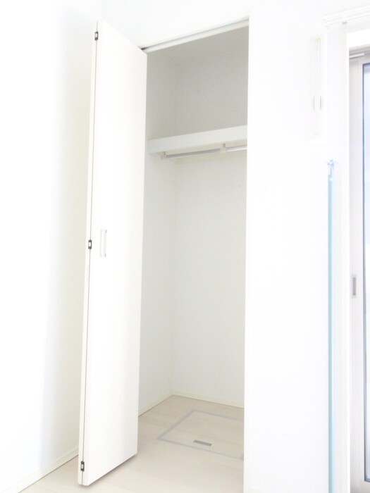 物件内観写真15　(収納)