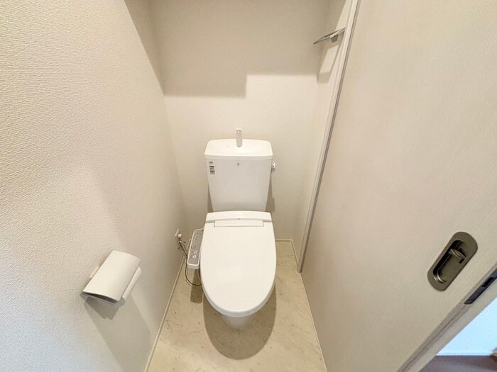 物件内観写真11　(トイレ)