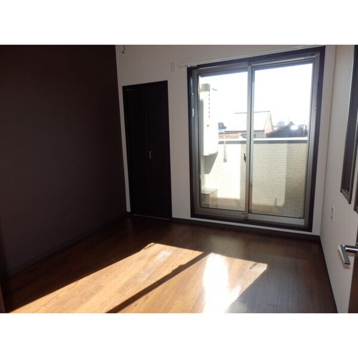 物件内観写真10　(居室)