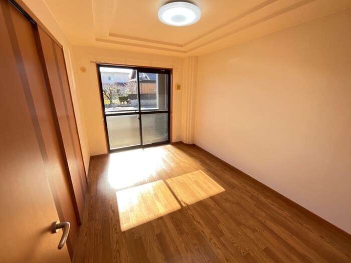 物件内観写真7　(居室)