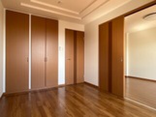 物件内観写真8　(居室)