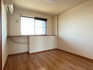 物件内観写真11　(居室)