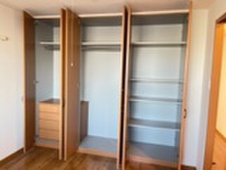 物件内観写真13　(収納)