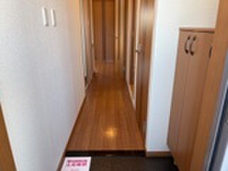 物件内観写真14　(玄関)