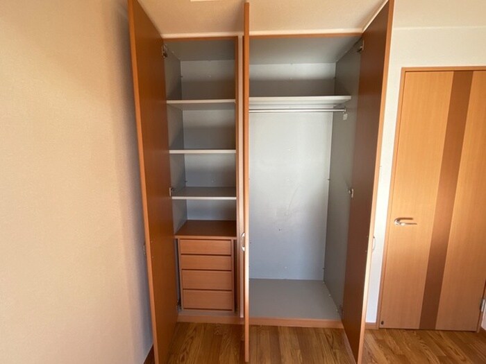 物件内観写真15　(収納)