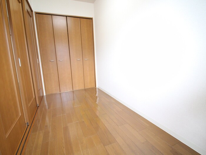 物件内観写真18　(居室)