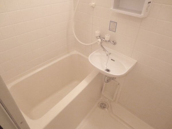 バス／シャワールーム等