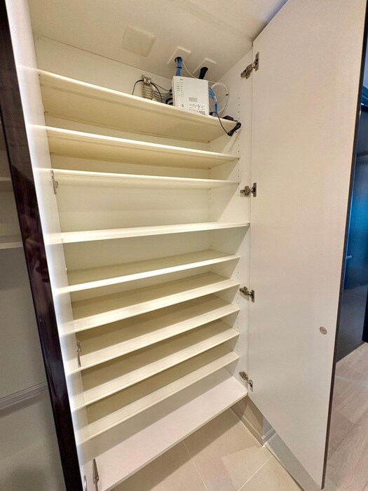 物件内観写真16　(靴箱)