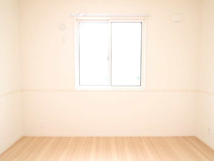 物件内観写真18　(居室)