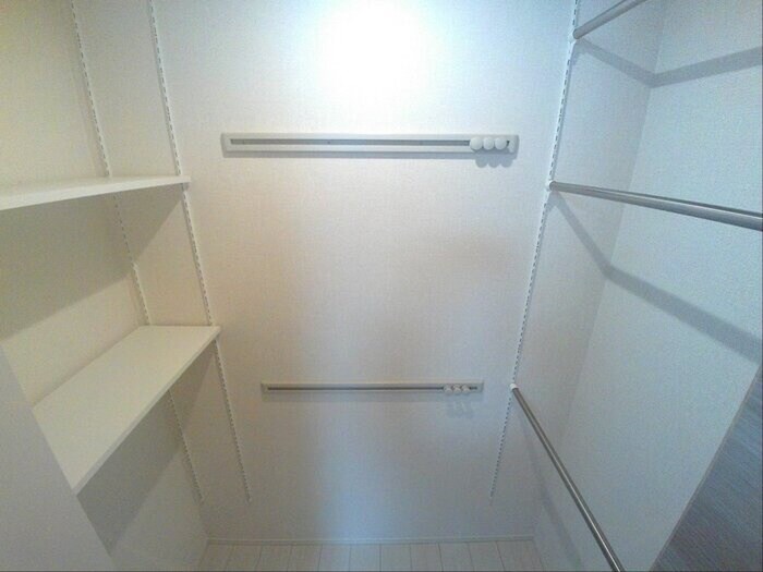 物件内観写真17　(収納)