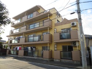 杉本マンション外観写真