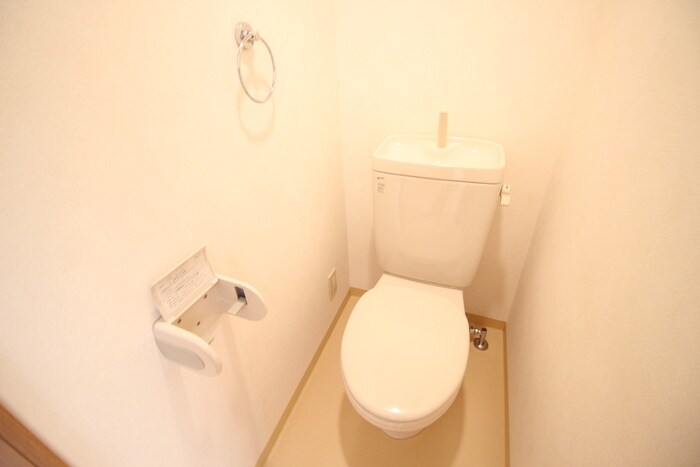 物件内観写真14　(トイレ)