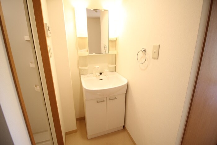 物件内観写真15　(洗面)