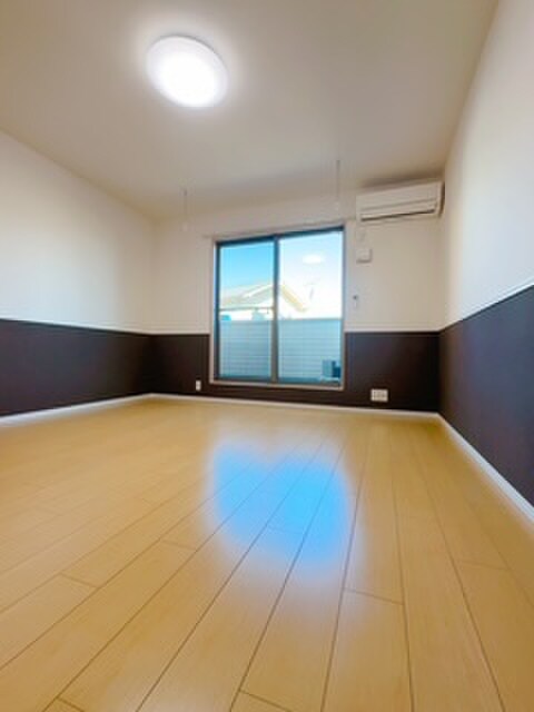 物件内観写真7　(居室)