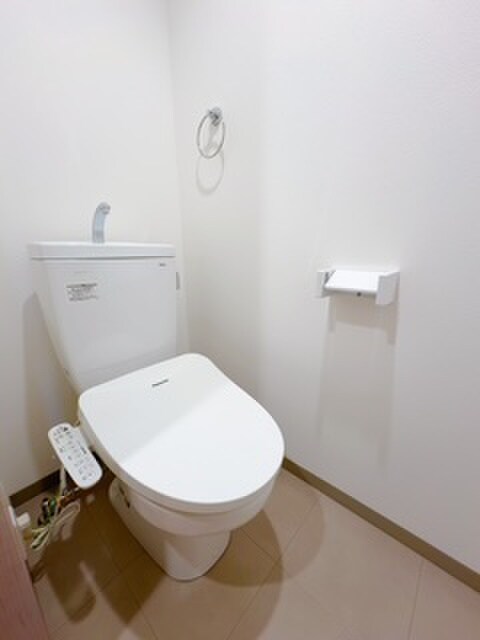 物件内観写真13　(トイレ)