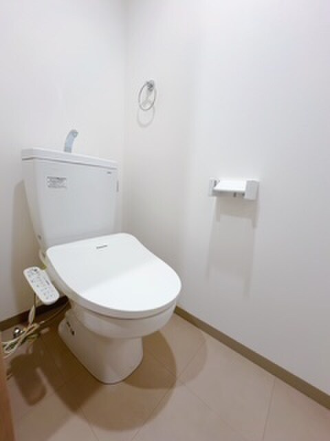 物件内観写真13　(トイレ)