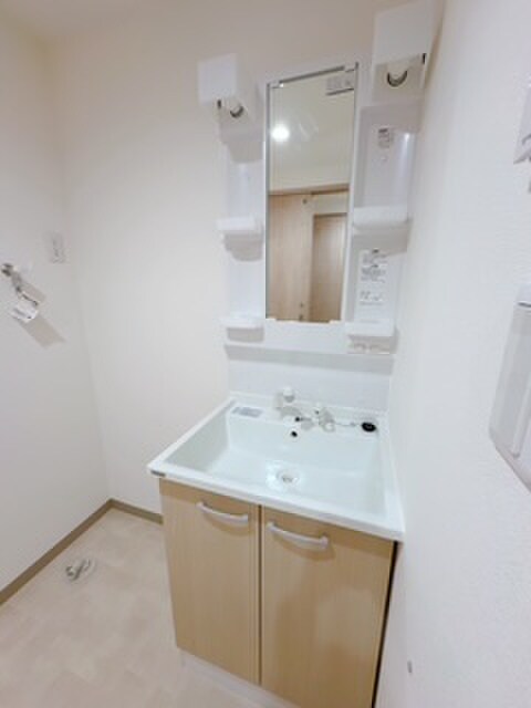 物件内観写真14　(洗面)