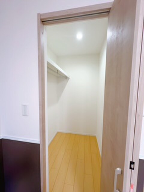 物件内観写真15　(収納)