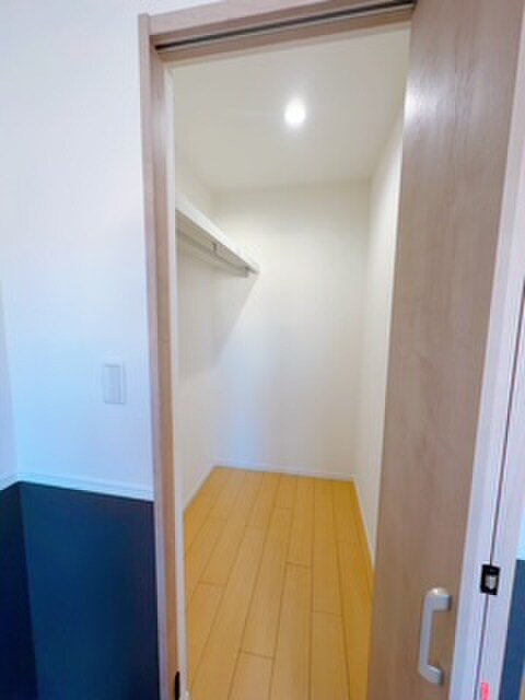 物件内観写真15　(収納)