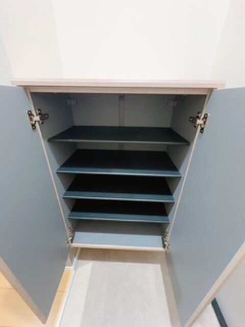 物件内観写真17　(靴箱)