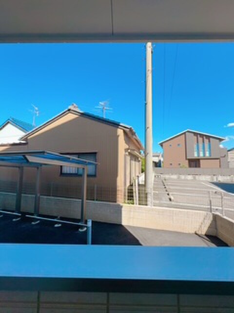 物件内観写真18　(室内からの展望)