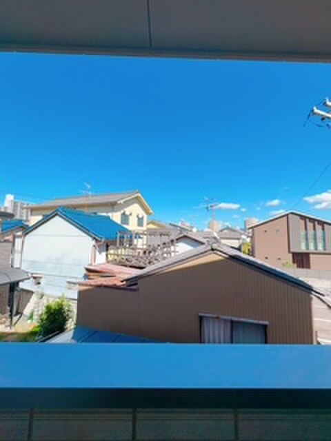 物件内観写真20　(室内からの展望)