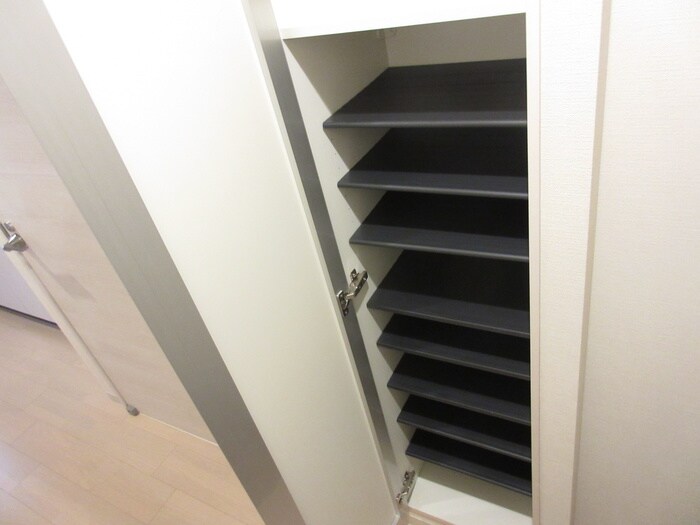 物件内観写真13　(靴箱)