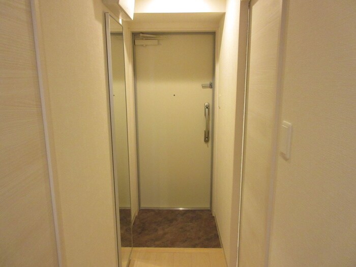 物件内観写真20　(玄関)