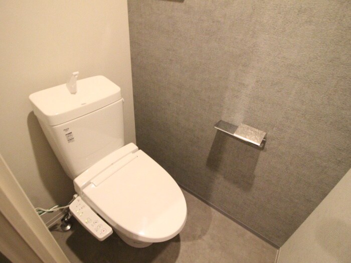 物件内観写真11　(トイレ)