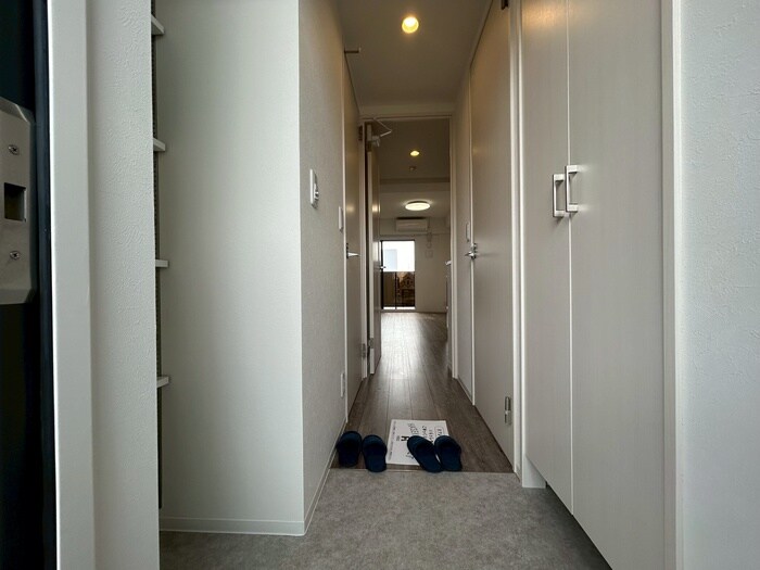 物件内観写真22　(玄関)