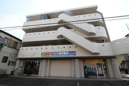 ロイヤルハウス喜多山外観写真