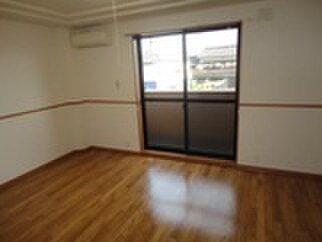 物件内観写真13　(居室)