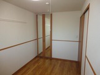 物件内観写真18　(居室)