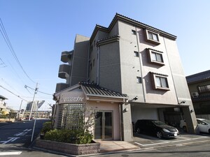ラ・ランコントル外観写真
