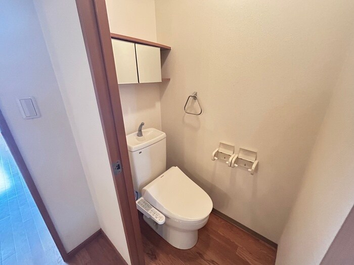 物件内観写真11　(トイレ)