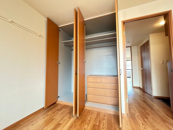 物件内観写真18　(収納)