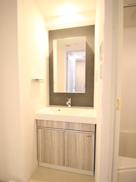 物件内観写真10　(洗面)