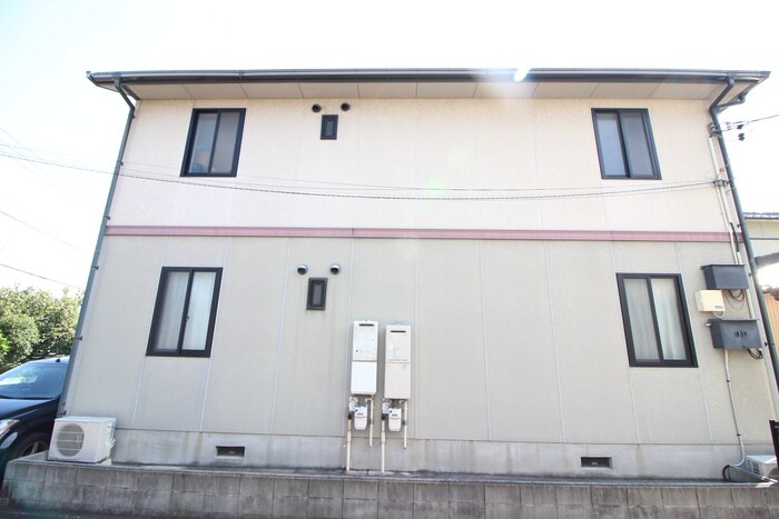 物件外観写真3　(外観写真)